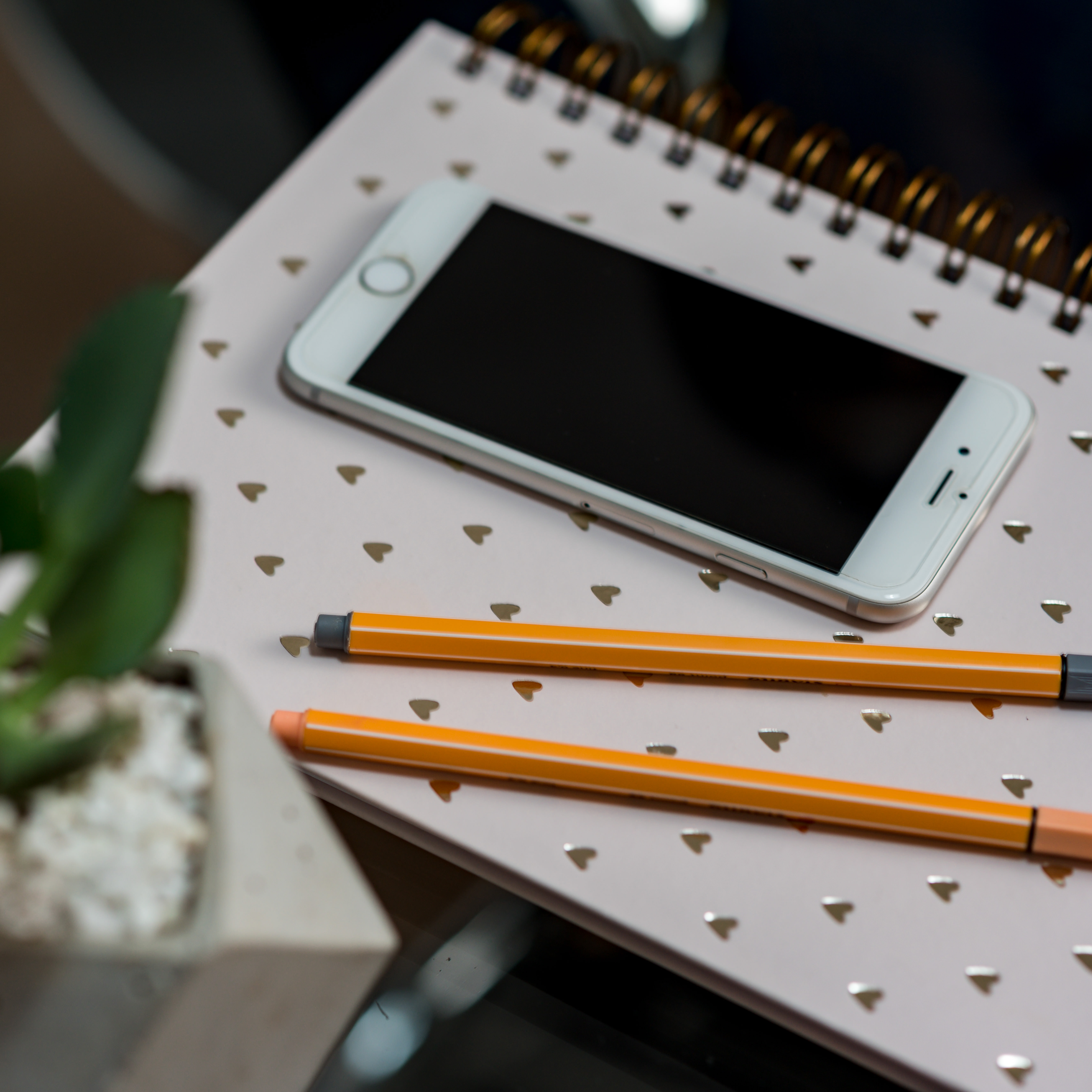 E-BOOK